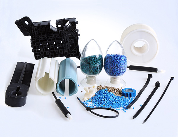 透明尼龍:兼具性能及成本優(yōu)勢(shì)